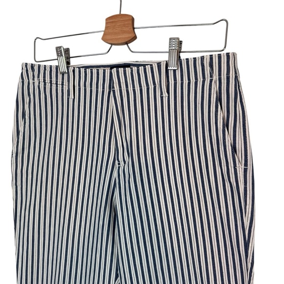 Lands End Women’s Mid Rise Classic Straight Leg Chino Ankle Pants Stripe Size 10 - Picture 5 of 16